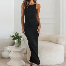 Charma - Elegant body hugging dress