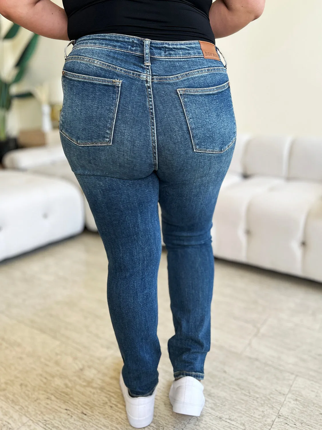 Judy Blue* Pocket Full Of Shunshine Skinny Jeans